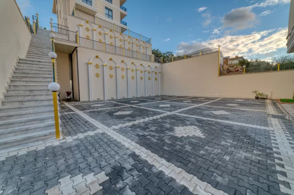 Offers Easy Payment Options with Interest-free Installments Ip to 18 Months