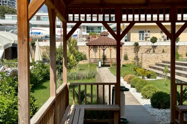 Deniz Kenarında Lüks Yaşam: Huzurlu ve Konforlu Ortamda 102 Daire