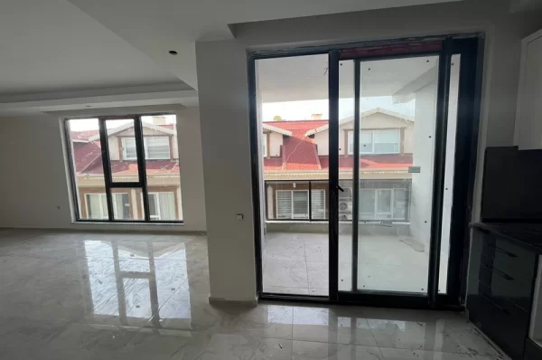 Oba'da Lüks Yaşam: Alanya'da Satılık Yeni 3+1 Penthouse Dubleks Daireler