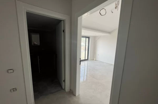 Oba'da Lüks Yaşam: Alanya'da Satılık Yeni 3+1 Penthouse Dubleks Daireler