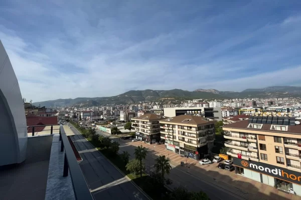 Oba'da Lüks Yaşam: Alanya'da Satılık Yeni 3+1 Penthouse Dubleks Daireler