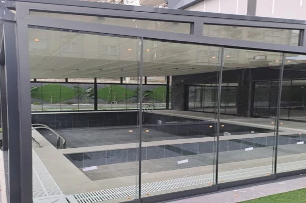 Роскошная жизнь в Оба: двухуровневые апартаменты 3+1 в пентхаусе на продажу в Алании