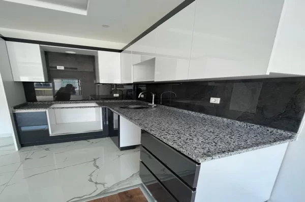 Discover Luxurious Living in Alanya's Oba Neighborhood: New 3+1 Penthouse Duplex Apartments for Sale