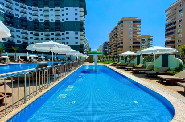 Extraordinary Luxury 1+1 Apartment in Sought-After Mahmutlar, Alanya