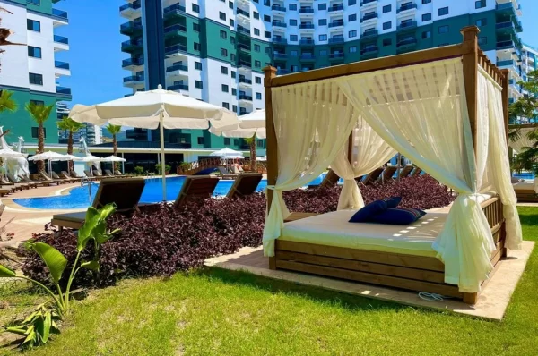 Extraordinary Luxury 1+1 Apartment in Sought-After Mahmutlar, Alanya