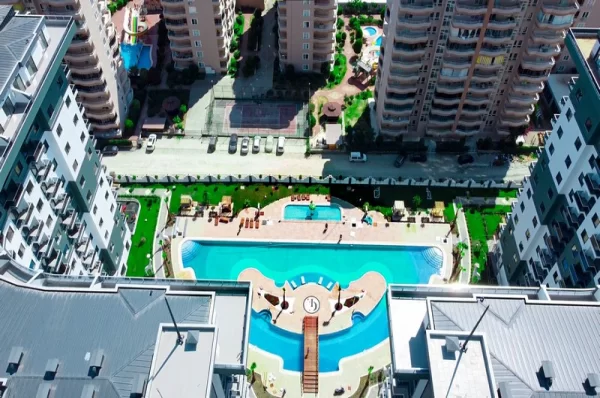 Extraordinary Luxury 1+1 Apartment in Sought-After Mahmutlar, Alanya
