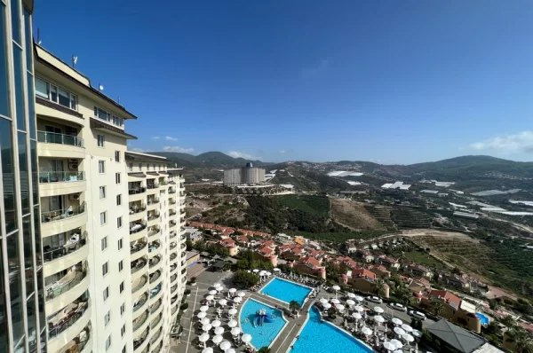 Experience Ultimate Luxury Living with Stunning Views: 2+1 Apartment in Kargicak