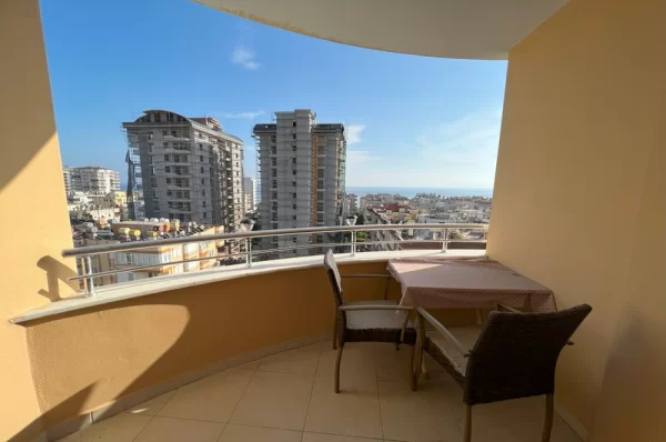 Stunning Sea and City Views: Luxurious 2+1 Apartment in Alanya Mahmutlar