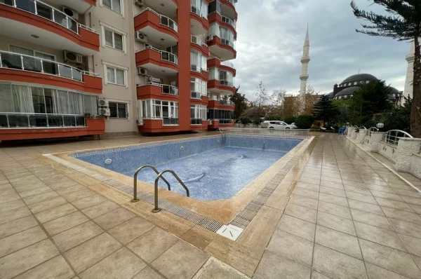 Plaja Sadece 250 Metre Uzaklıkta Full Eşyalı 125m2 Daire