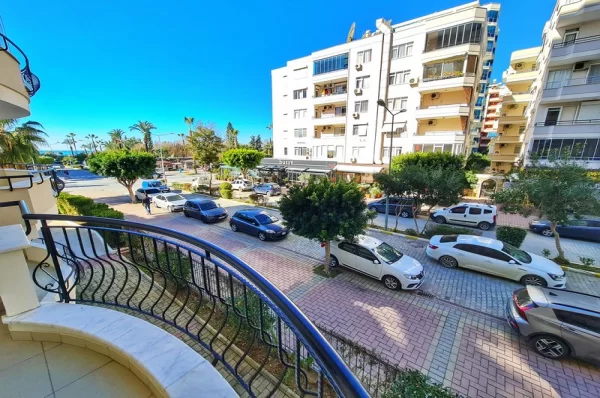 Luxury Living in Mahmutlar: Fully Furnished 2-Bedroom Apartment with Amazing Amenities