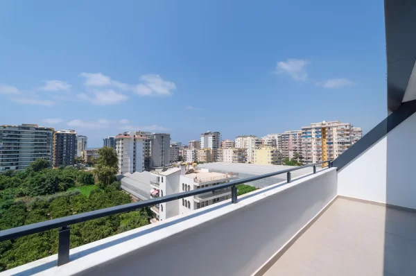 Bu Tek Yatak Odalı Daire ile Alanya'nın Mahmutlar Bölgesinde Modern Yaşamı Deneyimleyin