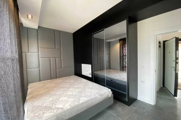 Luxurious 1+1 Apartment for Sale in Alanya's Premier Complex: Experience Modern Living