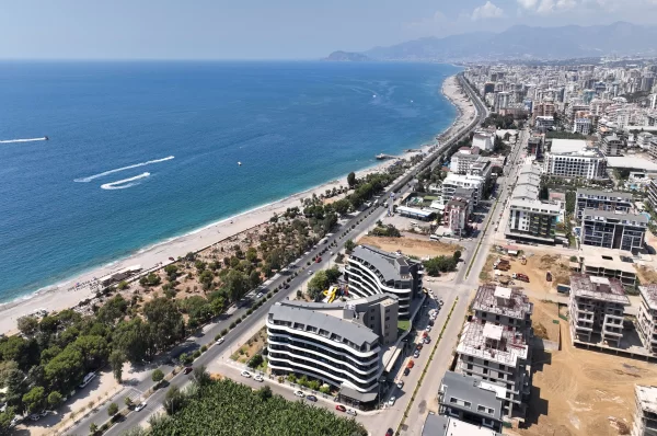 Расслабьтесь в роскоши: апартаменты на продажу в Алании, всего в нескольких шагах от Лазурного моря