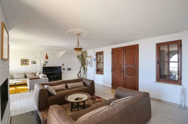 Escape to Paradise: Exquisite Sea View 5+2 Luxury Villa for Sale in Alanya