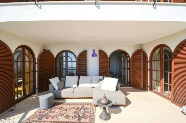 Escape to Paradise: Exquisite Sea View 5+2 Luxury Villa for Sale in Alanya