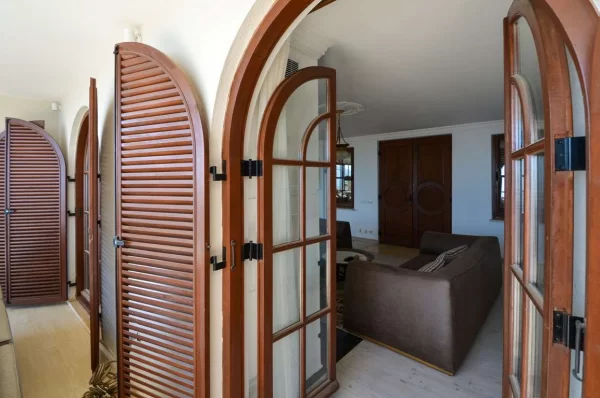 Escape to Paradise: Exquisite Sea View 5+2 Luxury Villa for Sale in Alanya