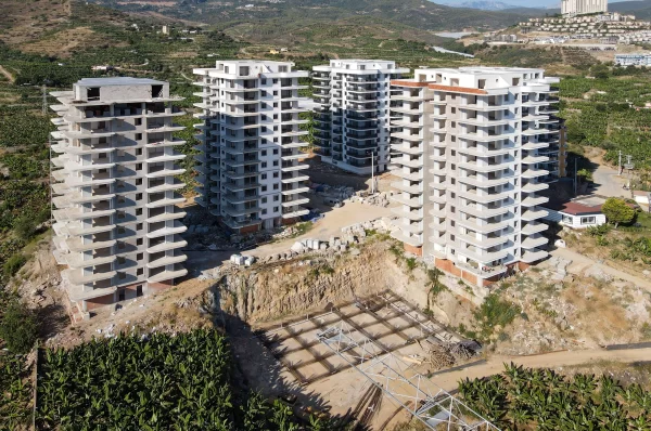 Nefes Kesen Deniz ve Dağ Manzaraları: Alanya'daki Mükemmel Dinlenme Yerinizi Keşfedin