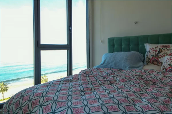 Beachfront Bliss: Fully Furnished 1+1 Apartment with Spectacular Ocean Views