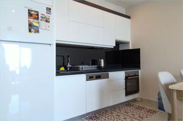 Beachfront Bliss: полностью меблированные апартаменты 1+1 с захватывающим видом на океан