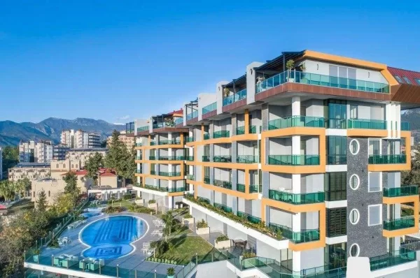 Продажа недвижимости 2+1 в Алании с современной мебелью и роскошным видом на Аланию