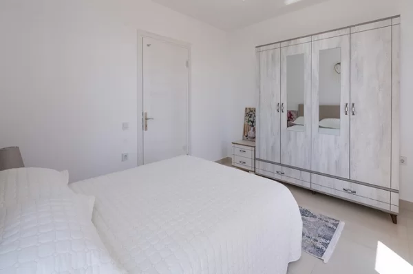 In the Lush Nature Fully Furnished 2+1 Apartment for Sale in alanya,Demirtas