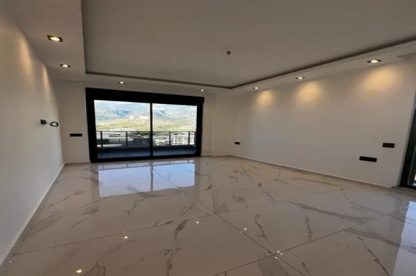 Alanya Kargıcak'ta Özel Paradise'ta Yaşayan Tripleks 6+1 Satılık Villa