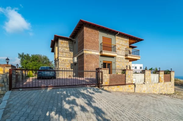 Best for Best Private Three Bedrooms Villa for Sale in Alanya