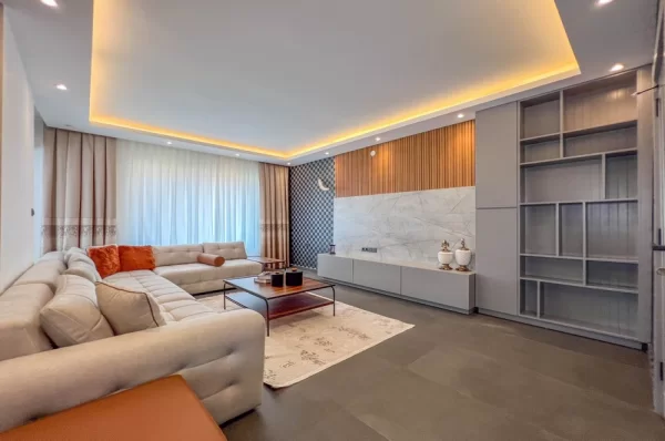 Akdeniz'in Tacı Alanya'da Satılık Deniz Manzaralı Villa