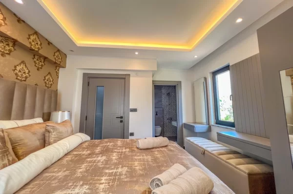 Akdeniz'in Tacı Alanya'da Satılık Deniz Manzaralı Villa