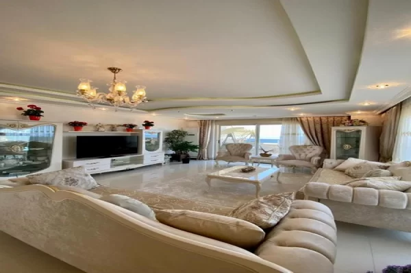 Mahmutlar's Jewel to Be Discovered: Duplex Apartment with a Magnificent View