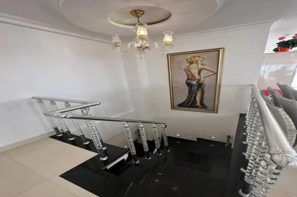 Mahmutlar's Jewel to Be Discovered: Duplex Apartment with a Magnificent View