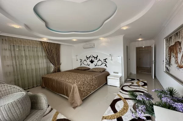 Mahmutlar's Jewel to Be Discovered: Duplex Apartment with a Magnificent View