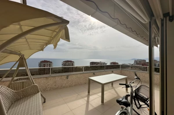 Mahmutlar's Jewel to Be Discovered: Duplex Apartment with a Magnificent View