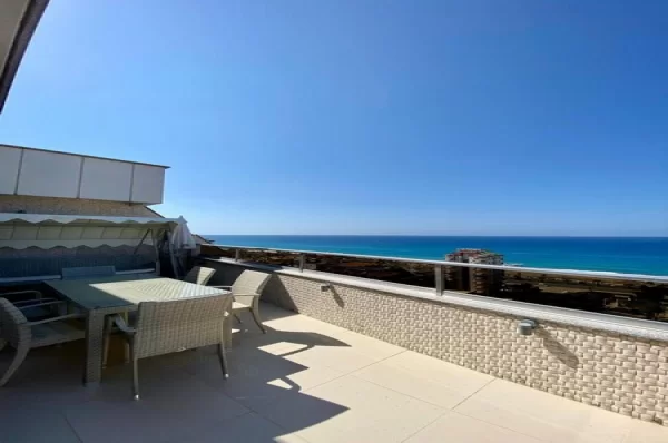 Mahmutlar's Jewel to Be Discovered: Duplex Apartment with a Magnificent View