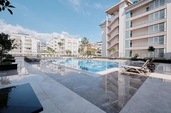 Luxury Life by the Sea in the Heart of Alanya Oba