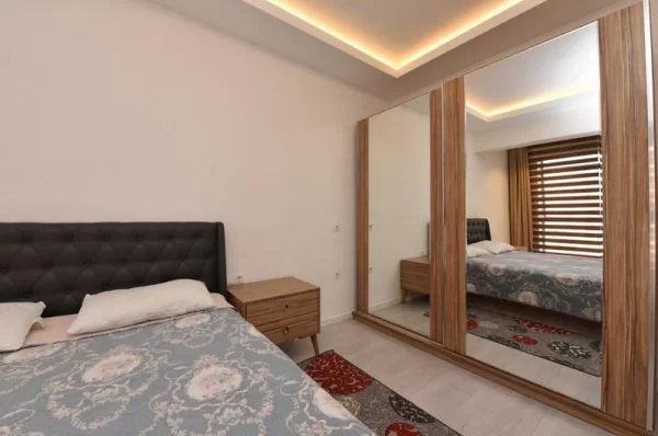 Alanya Merkezde 1+1 Daire ile Kent Yaşamının Yansıması