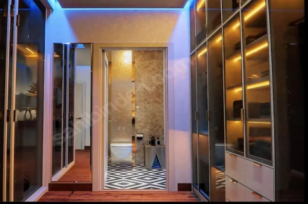 Discover Unmatched Beachfront and Investment Potential 1+1 Proeprty in Alanya, Mahmutlar