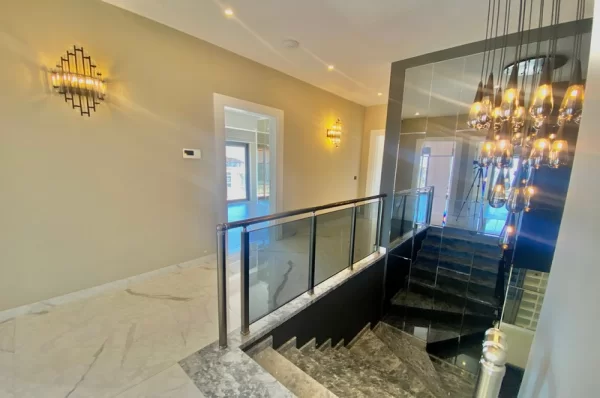 Alanya'nın Kalbinde Lüks Yaşamı Kucaklayın 5+1 Penthouse