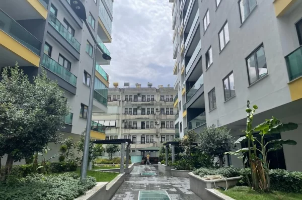 Alanya'nın Kalbinde Lüks Yaşamı Kucaklayın 5+1 Penthouse