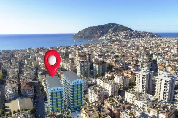 Embrace the Luxurious Life in the Heart of Alanya 5+1 Penthouse