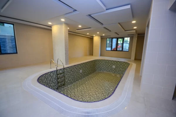 Embrace the Luxurious Life in the Heart of Alanya 5+1 Penthouse