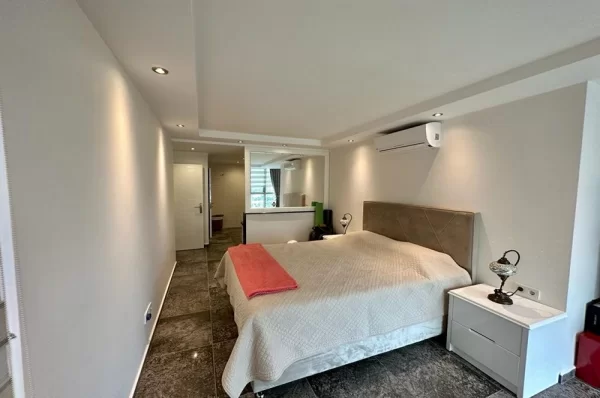 Alanya Cikcilli'de Satılık 3+1 Penthouse ve Zemin Kat Daireler