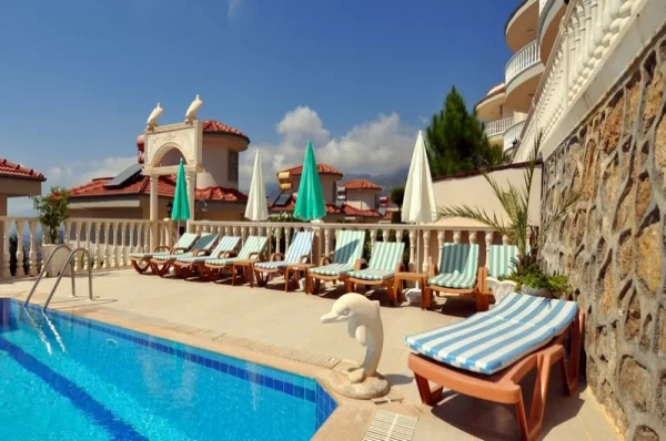 Alanya Kargıcak'ta Satılık Birinci Sınıf Deniz Manzaralı Lüks Villa