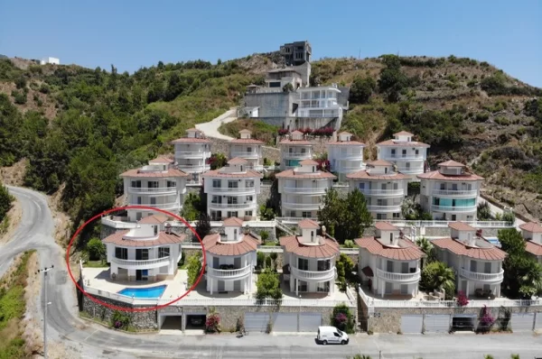 Alanya Kargıcak'ta Satılık Birinci Sınıf Deniz Manzaralı Lüks Villa