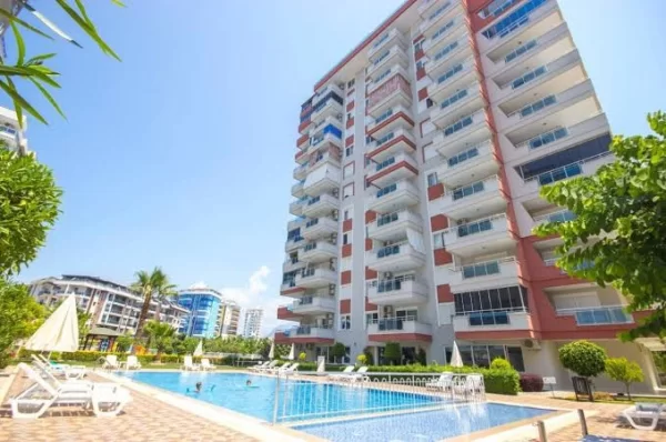 Alanya Mahmutlar'da Full Mobilyalı İki Yatak Odalı Yüksek Getirili Yatırımlık Gayrimenkul