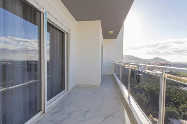 Plaj Tatilinize Başlayın: Mahmutlar'da Satılık Büyüleyici 1+1