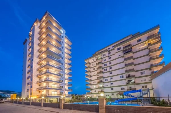 Plaj Tatilinize Başlayın: Mahmutlar'da Satılık Büyüleyici 1+1