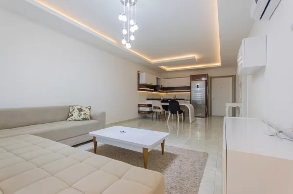 Alanya Mahmutlar'da şık 1+1 daire