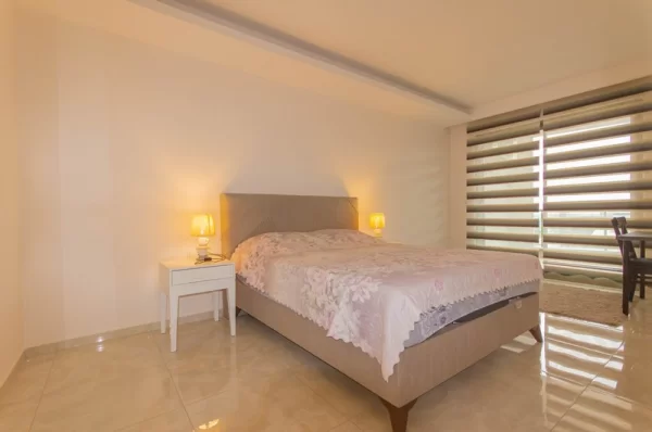 Alanya Mahmutlar'da şık 1+1 daire