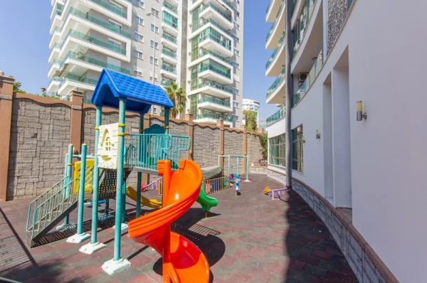 Alanya Mahmutlar'da şık 1+1 daire